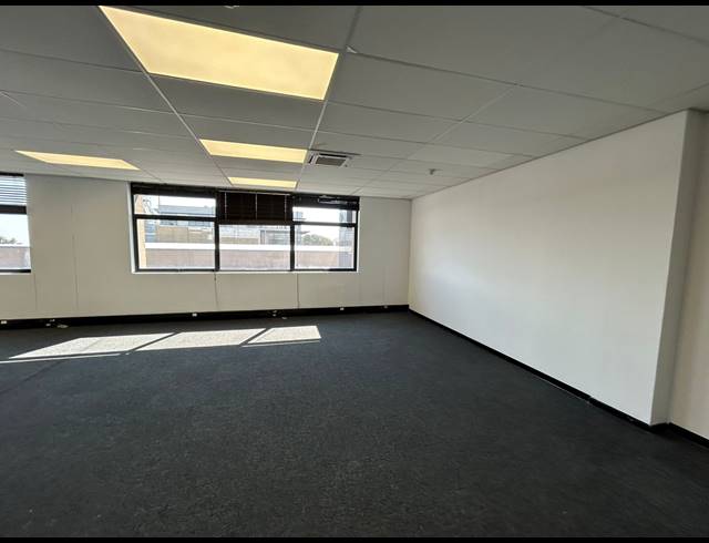298M² OFFICE TO LET IN SANDTON CENTRAL